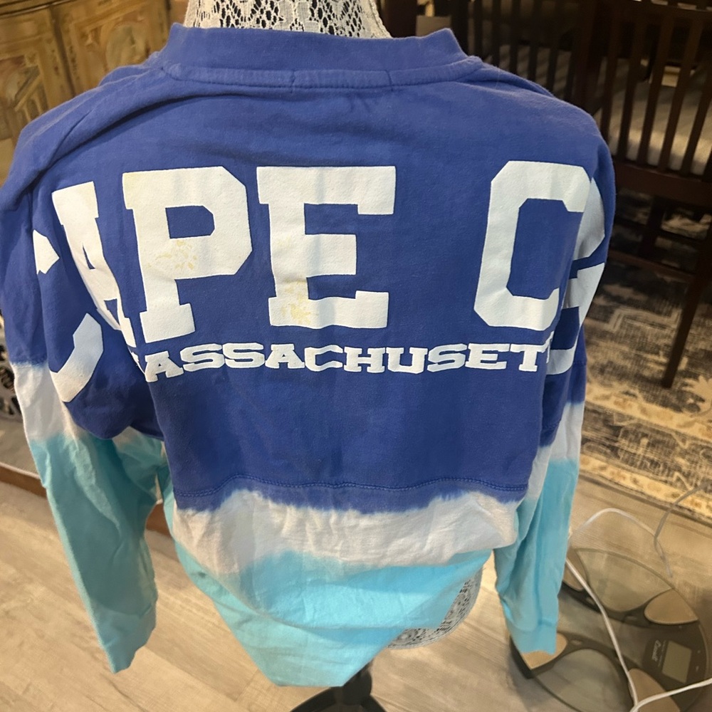 Basix of America Blue V-Neck Sweatshirt Cape Cod - Picture 4 of 6